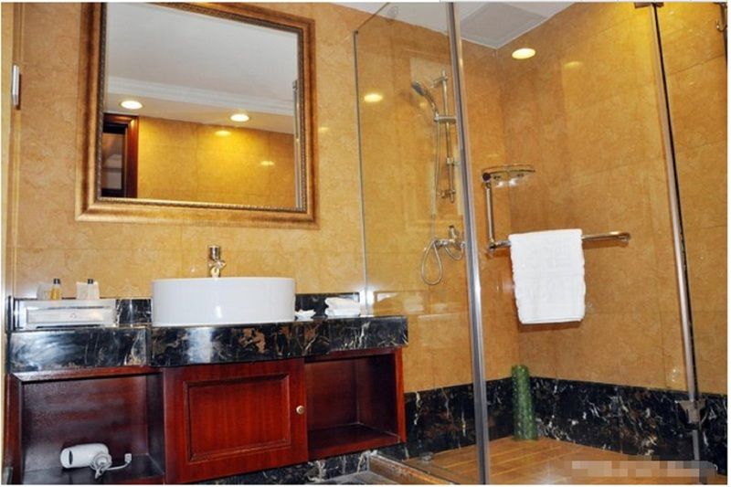 Borman Hotel Guangzhou Panyu Qiaonan Aoyuan Plaza מראה חיצוני תמונה